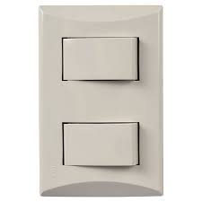 EAGLE PLATA APAGADOR DOBLE MARFIL 3VIAS 1004BV